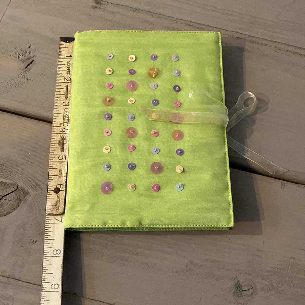 NEW: Green Notebook - Picture 3 of 7